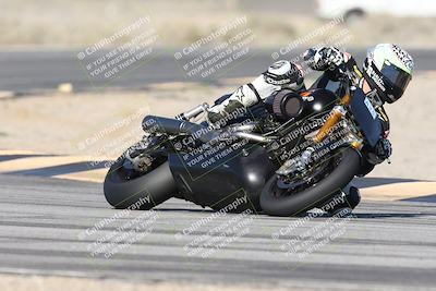 media/Jan-15-2026-Racers Edge (Thu) [[dfebeb70ab]]/2-A Group/Session 3 (Turn 16)/